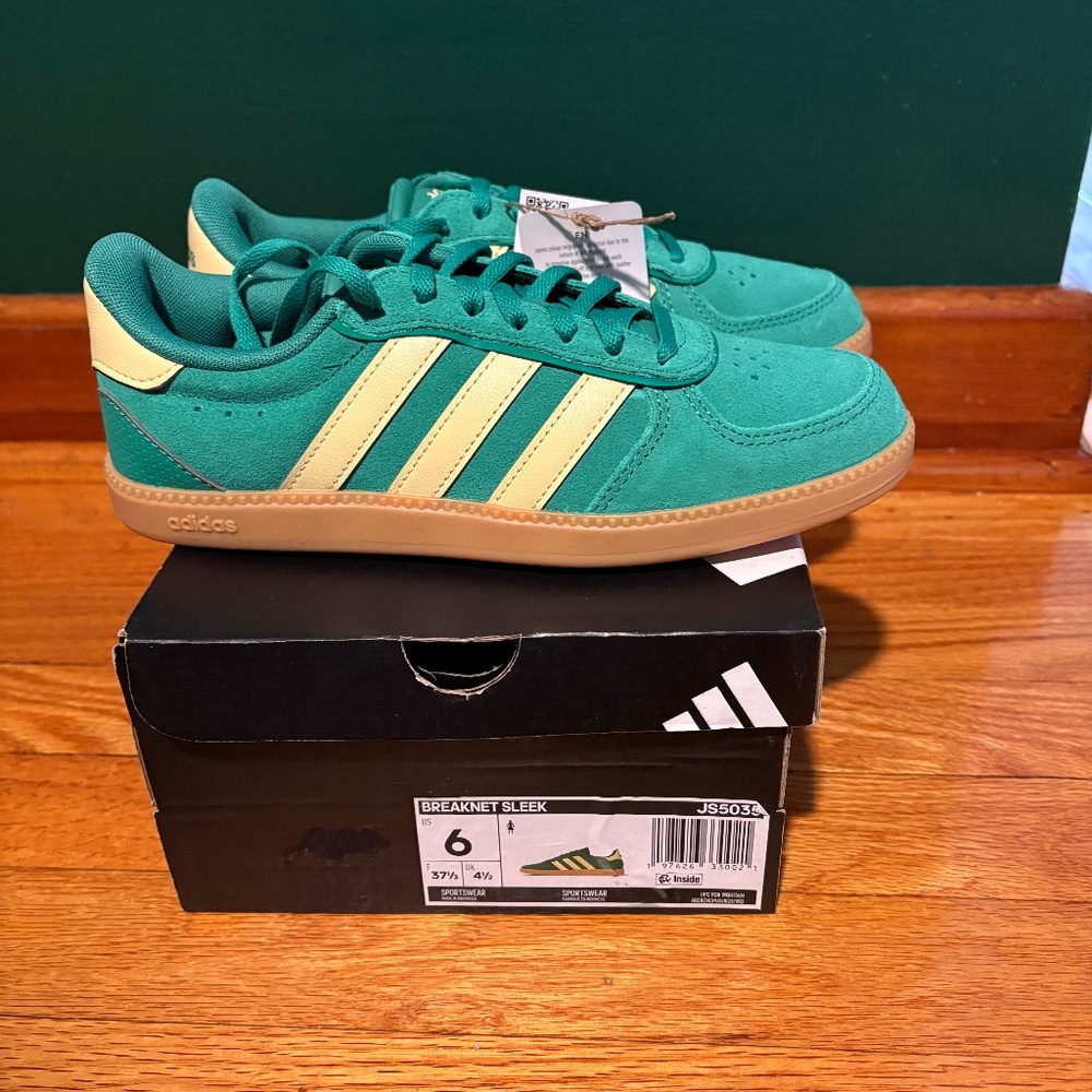 adidas Breaknet Women's Sneakers Size 6 Green and Yellow Brand New In Box